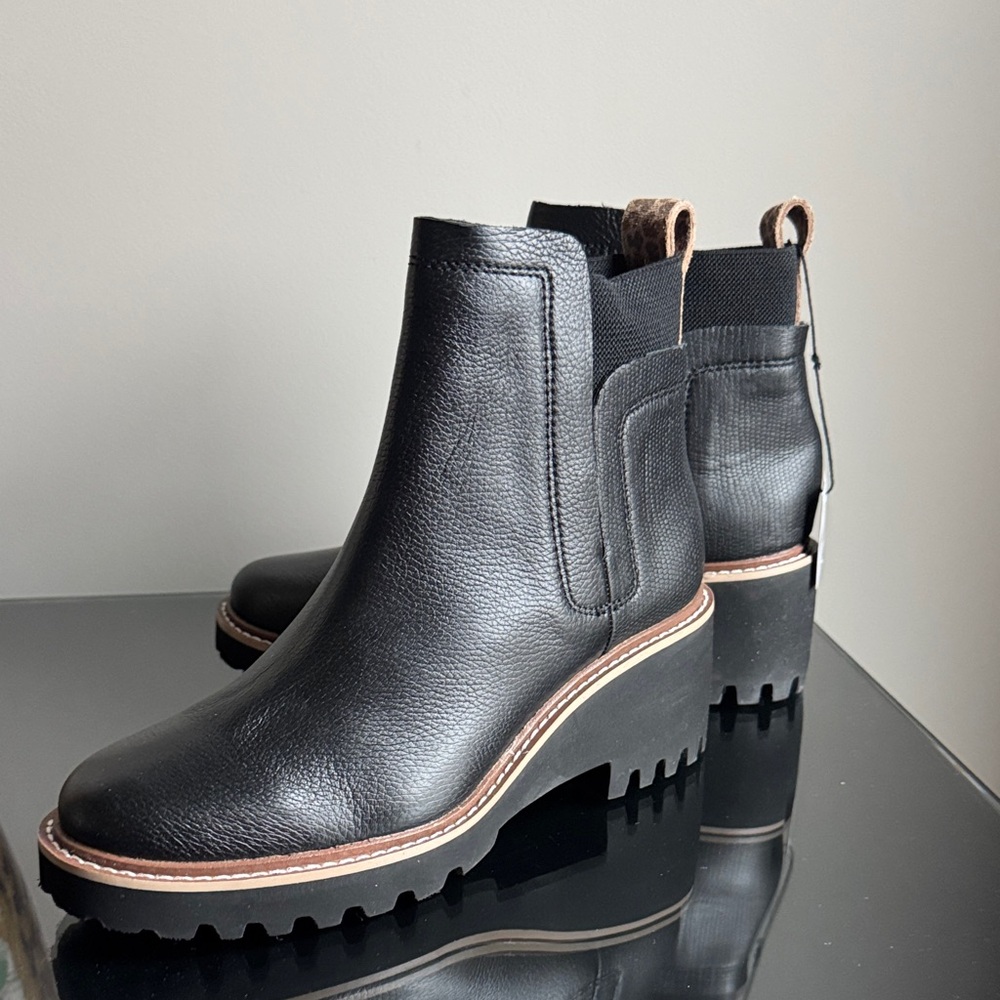 NWT Dolce Vita Black Leather Huey H2O Black Ankle Boots with Leopard Detail